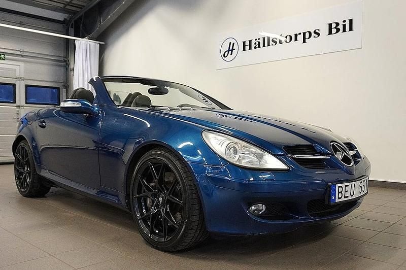 Blå Begagnad 2005 Mercedes SLK350 Cab | 129 900 kr (Bra pris) - Bild 1/4