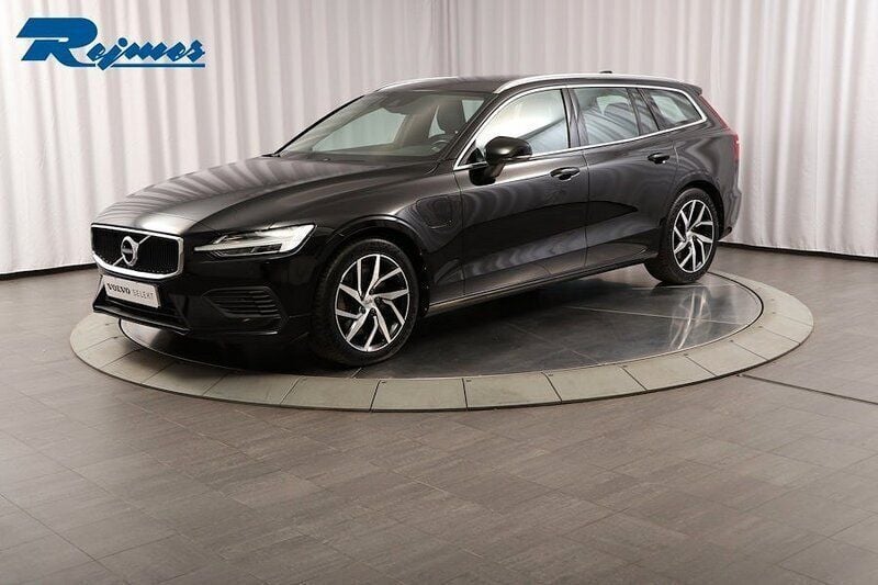 Svart Begagnad 2020 Volvo V60 Momentum Kombi | 299 900 kr (Bra pris) - Bild 1/4