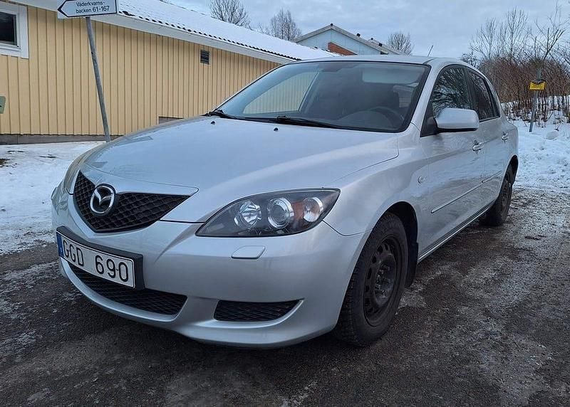 Begagnad Mazda 3 Inclusive 105 HK (77 kW) 2008