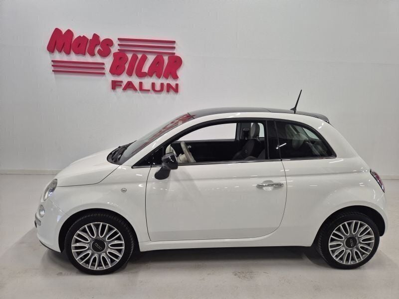 Vit Begagnad 2014 Fiat 500 Halvkombi | 89 900 kr (Marknadspris) - Bild 1/4