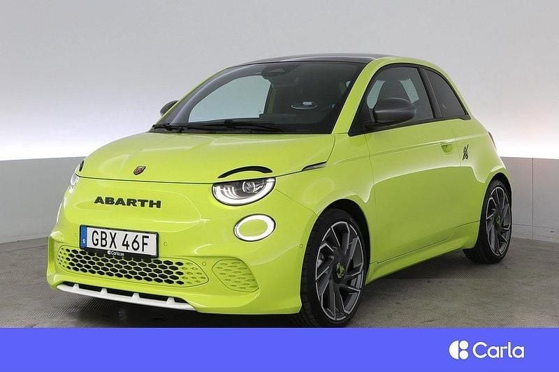 Grön Begagnad 2024 Abarth 500e Halvkombi | 289 900 kr - Bild 1/4