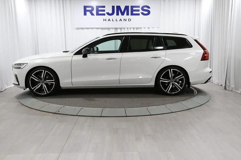Begagnad Volvo V60 R-Design 253 HK (186 kW) 2018 Vit Kombi