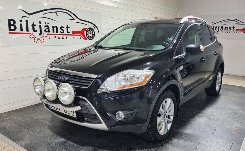Svart Begagnad 2011 Ford Kuga Titanium SUV | 57 900 kr (Lite dyr) - Bild 1/4