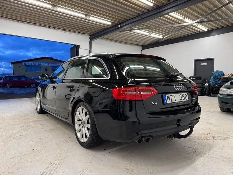 Begagnad Audi A4 177 HK (130 kW) 2013 Svart Kombi