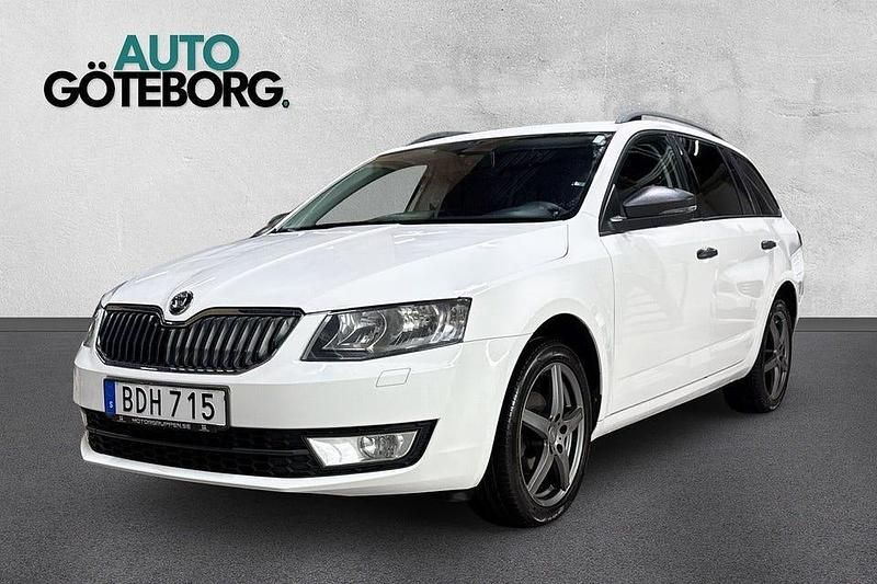Vit Begagnad 2016 Skoda Octavia Kombi | 94 900 kr (Marknadspris) - Bild 1/3