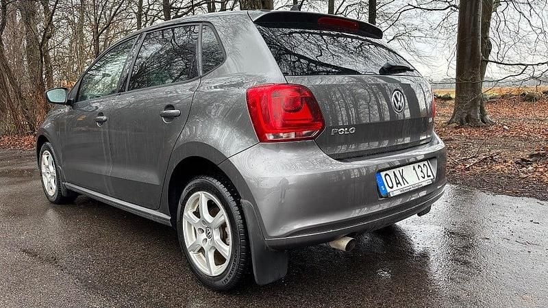 Begagnad VW Polo 86 HK (63 kW) 2013 Grå Halvkombi