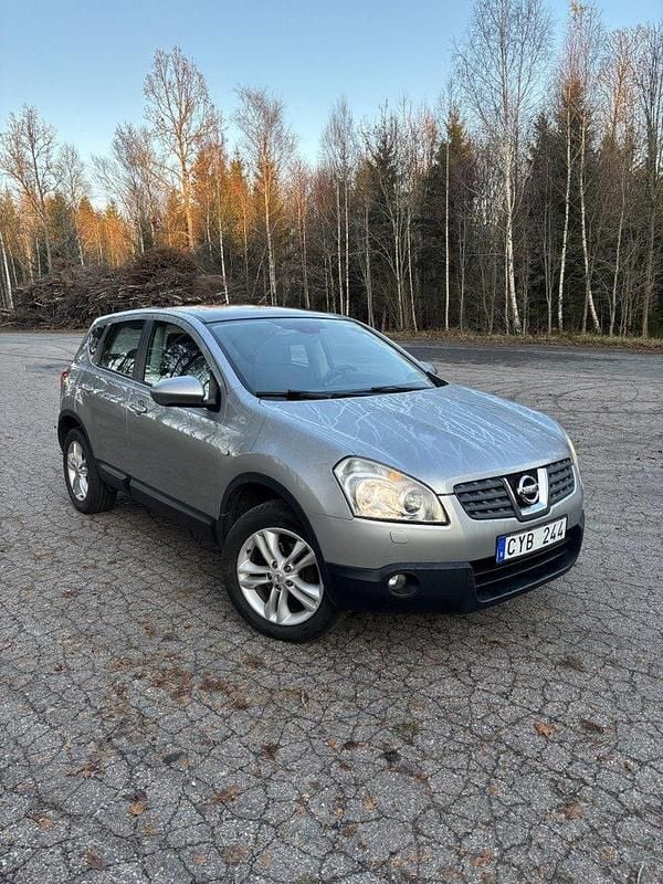 Silver Begagnad 2008 Nissan Qashqai SUV | 58 000 kr (Marknadspris) - Bild 1/4