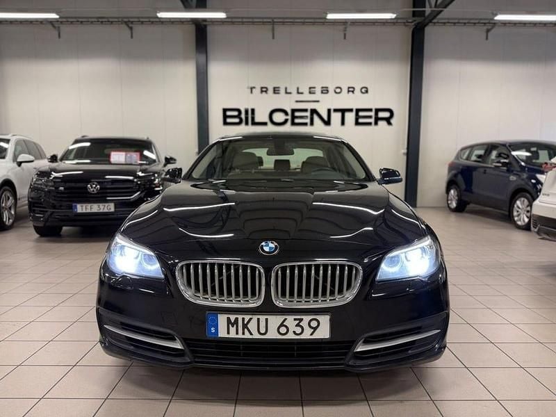 Begagnad BMW 550 451 HK (331 kW) 2014 Svart Sedan