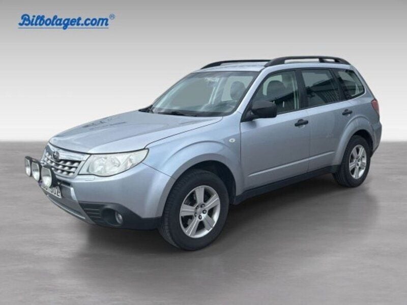 Silver Begagnad 2012 Subaru Forester SUV | 79 000 kr - Bild 1/4