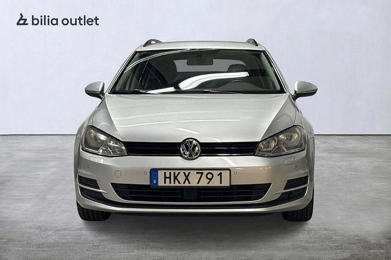 Begagnad VW Golf VII 122 HK (89 kW) 2014 Silver Kombi