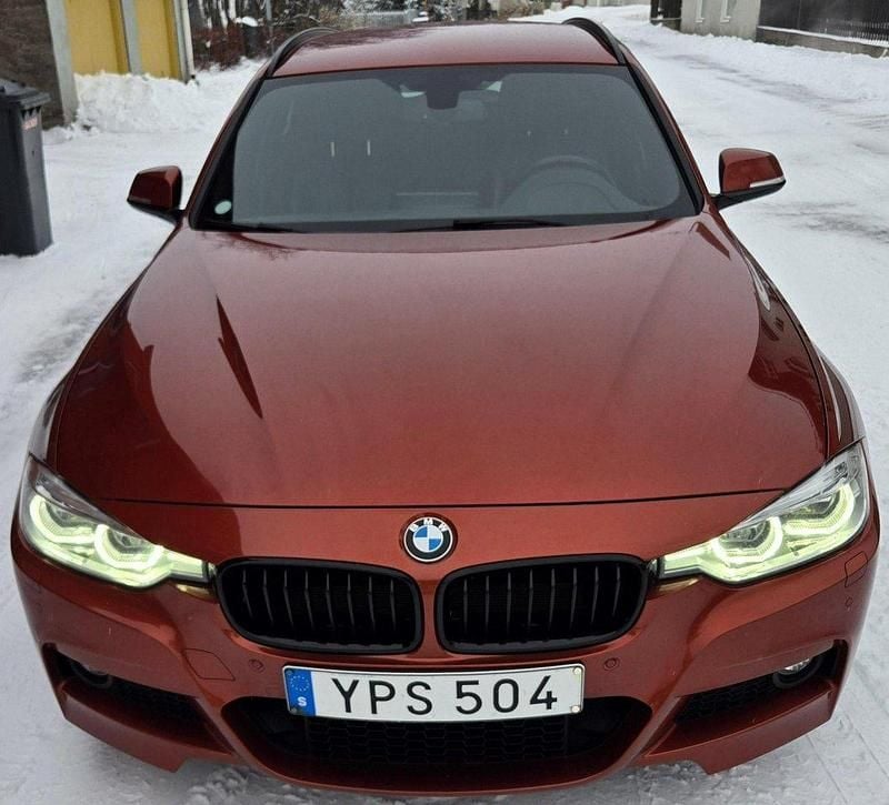 Orange Begagnad 2019 BMW 320 M Sport Kombi | 230 000 kr (Marknadspris) - Bild 1/4
