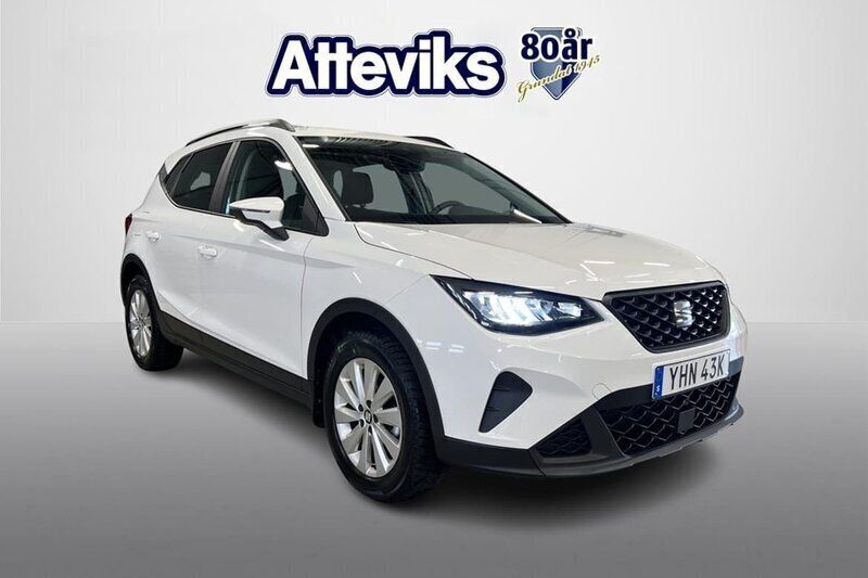 Vit Begagnad 2024 Seat Arona Style SUV | 239 500 kr (Lite dyr) - Bild 1/4