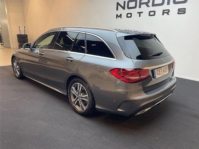Begagnad Mercedes C200 AMG 184 HK (135 kW) 2018 Grå Kombi