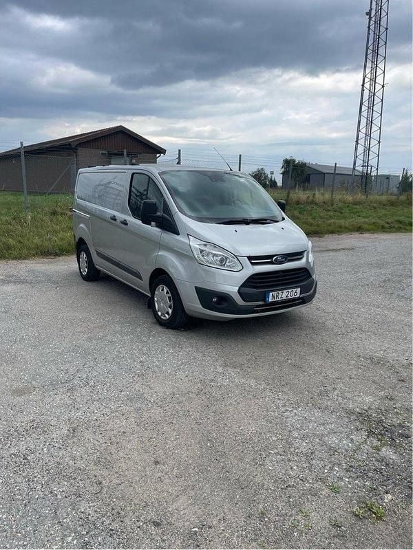 Grå Begagnad 2016 Ford Transit Custom | 80 000 kr (Dyr) - Bild 1/4