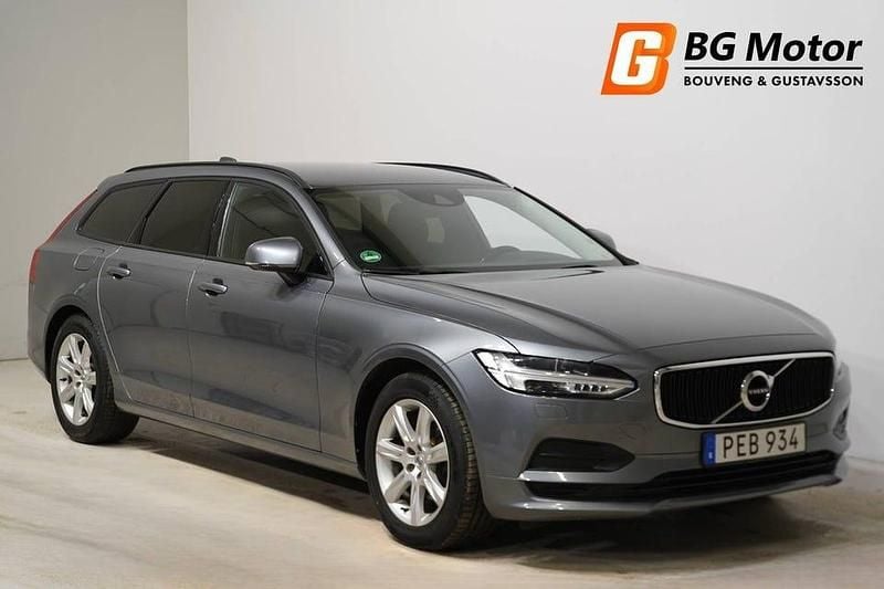 Grå Begagnad 2017 Volvo V90 Kinetic Kombi | 164 900 kr (Marknadspris) - Bild 1/4