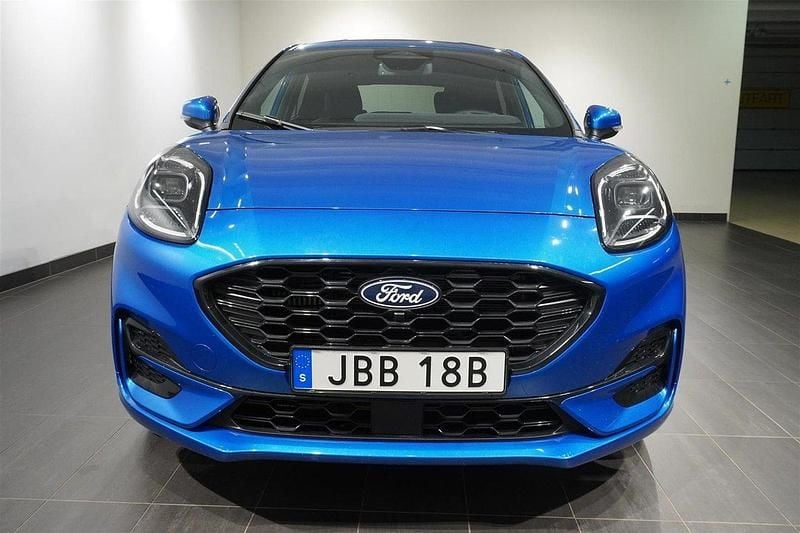 Blå Begagnad 2024 Ford Puma Gen-E ST-Line Halvkombi | 269 900 kr - Bild 1/2