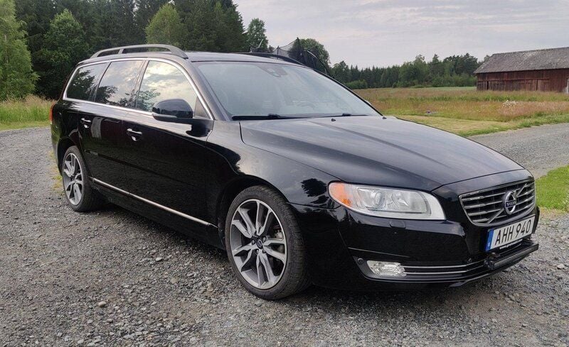 Svart Begagnad 2014 Volvo V70 Kombi | 85 000 kr (Bra pris) - Bild 1/4