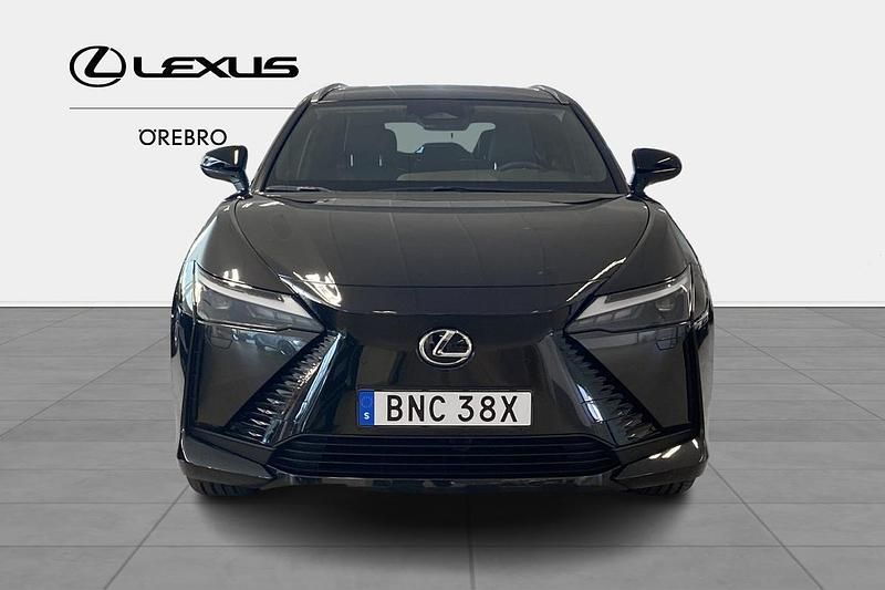 Begagnad Lexus RZ 300e Executive Line 152 kW (207 HK) 2024 Svart SUV