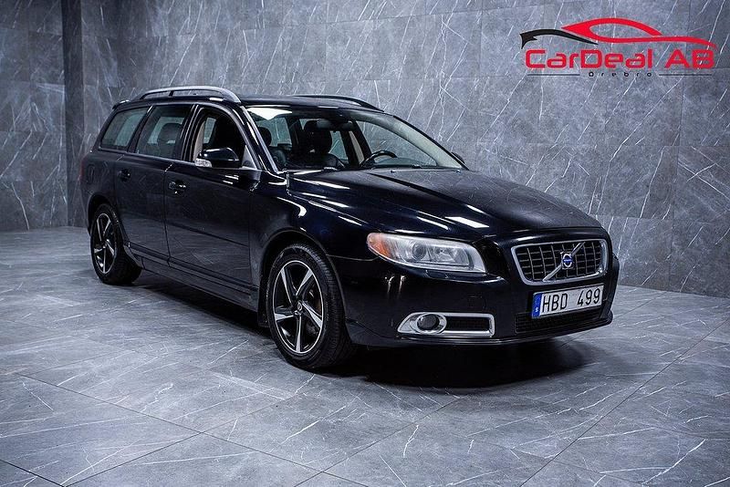 Svart Begagnad 2008 Volvo V70 Momentum Kombi | 64 800 kr (Bra pris) - Bild 1/4