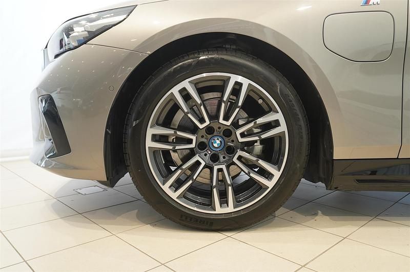 Ny BMW 530e Efficient Dynamics 2025 Okänd Kombi