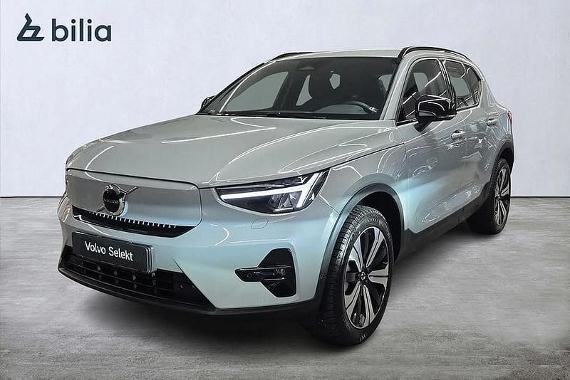 Begagnad Volvo EX40 Plus 188 kW (256 HK) 2024 Grå SUV