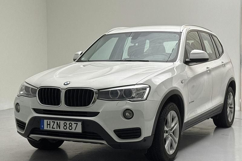 Vit Begagnad 2015 BMW X3 SUV | 182 000 kr (Marknadspris) - Bild 1/4