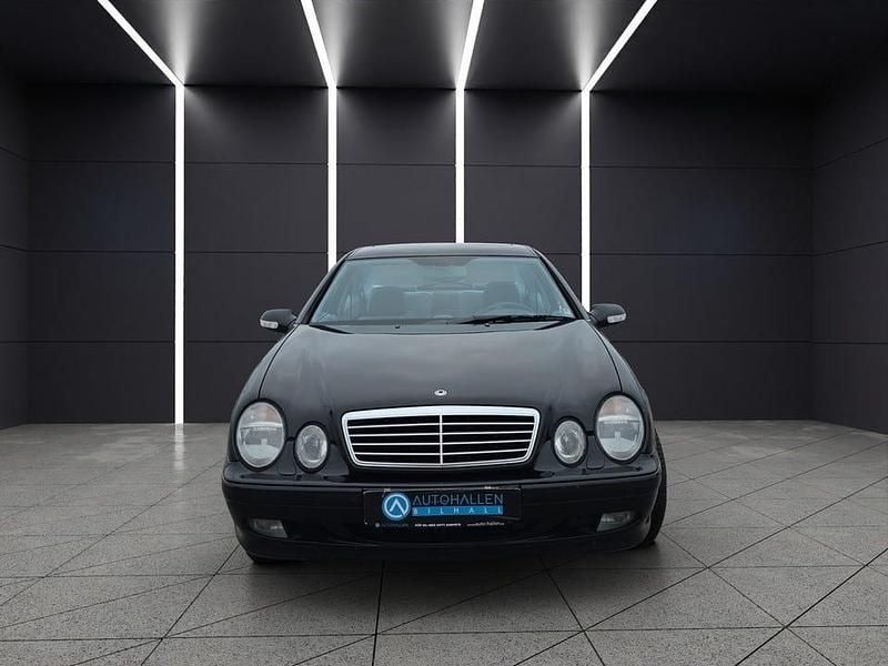 Begagnad Mercedes CLK230 Avantgarde 197 HK (144 kW) 2001 Svart Sportkupé