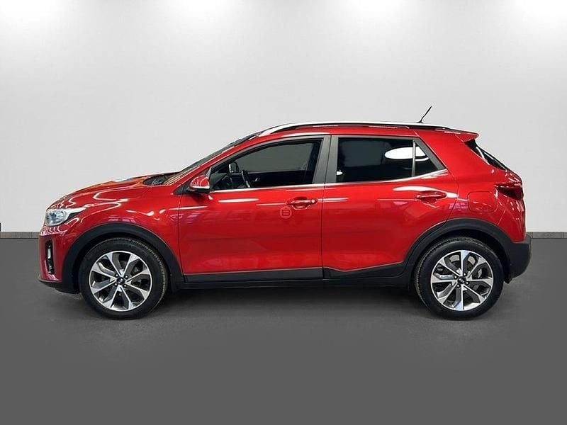Begagnad Kia Stonic Advance 120 HK (88 kW) 2019 Röd SUV