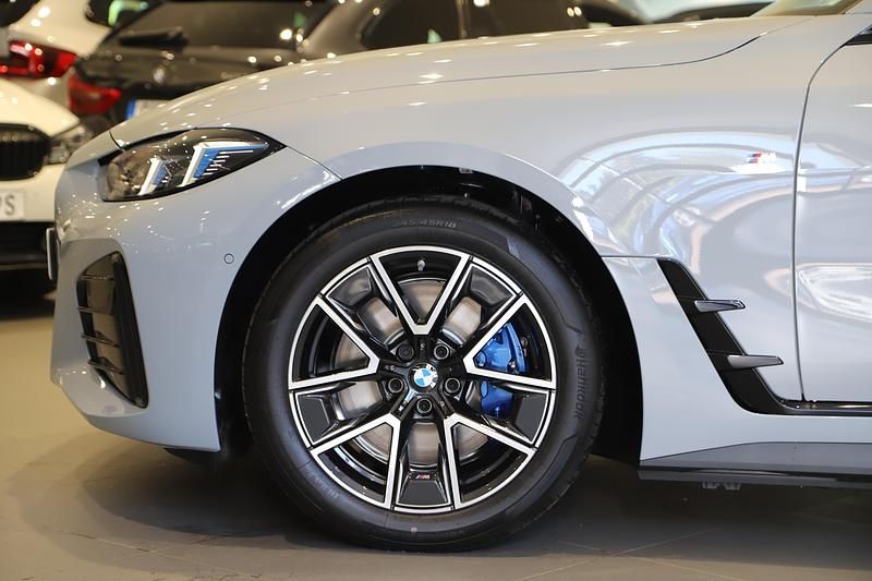 Ny BMW i4 Comfort Edition 442 kW (601 HK) 2026 Grå Sedan