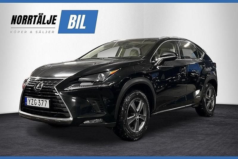 Svart Begagnad 2017 Lexus NX300h Business Edition SUV | 209 900 kr (Dyr) - Bild 1/3