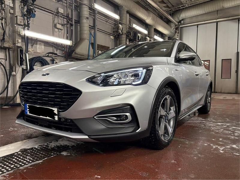 Begagnad Ford Focus Active 125 HK (91 kW) 2021 Halvkombi