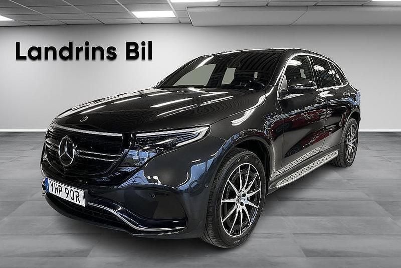 Grå Begagnad 2020 Mercedes EQC400 AMG Line Premium SUV | 349 900 kr (Marknadspris) - Bild 1/4