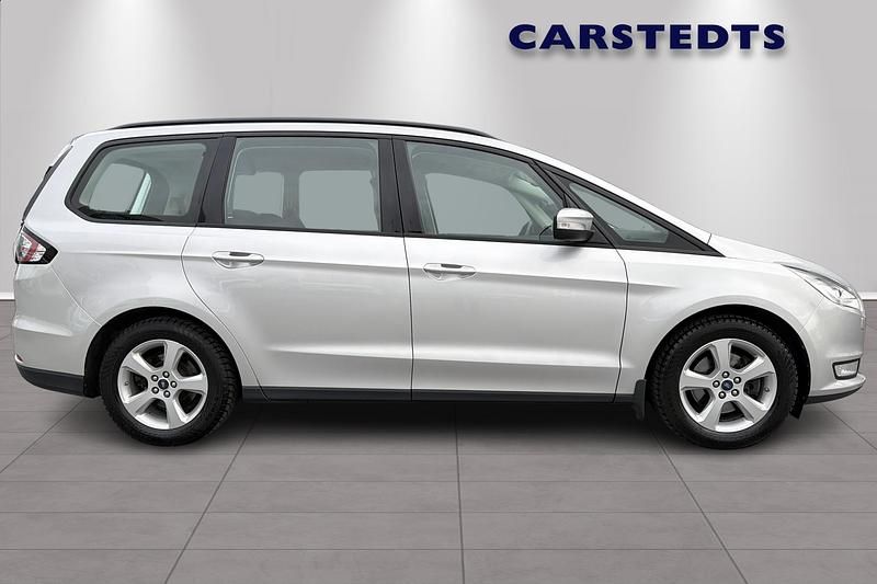 Begagnad Ford Galaxy Trend 121 HK (88 kW) 2016 Grå Minibuss