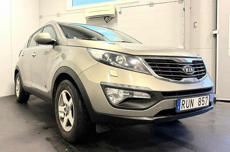 Grå Begagnad 2012 Kia Sportage EX SUV | 64 900 kr (Bra pris) - Bild 1/4