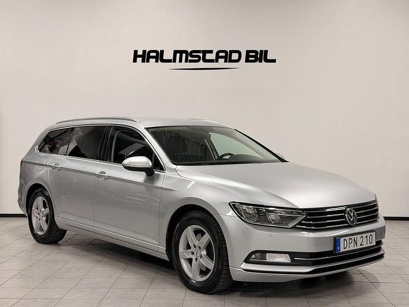 Begagnad VW Passat S 150 HK (110 kW) 2017 Silver Kombi