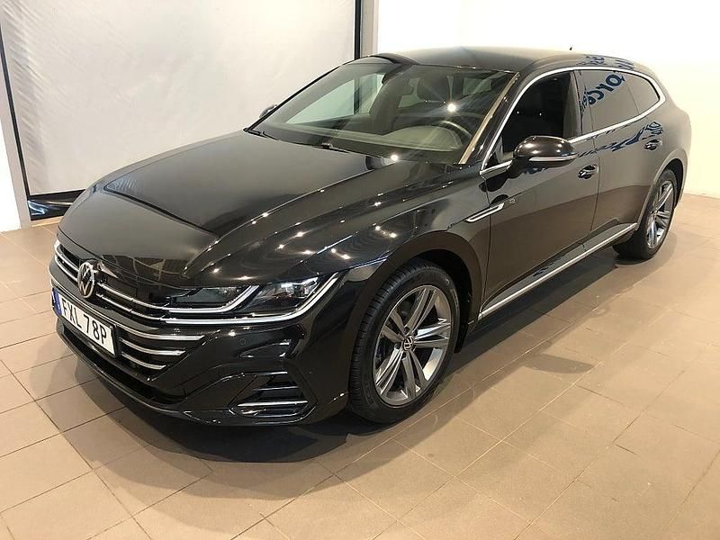 Begagnad VW Arteon R-line 218 HK (160 kW) 2022 Svart Kombi