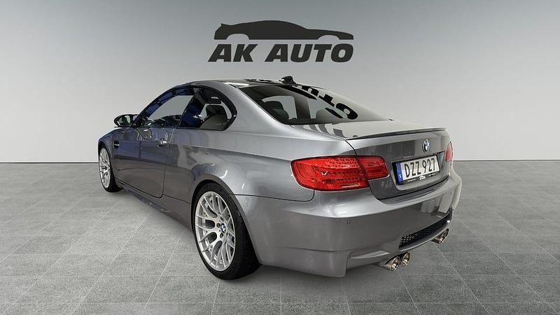 Begagnad BMW M3 Competition Edition 420 HK (308 kW) 2012 Grå Sportkupé