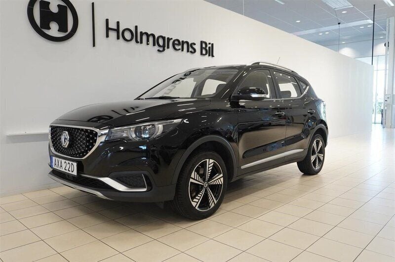 Svart Begagnad 2020 MG ZS Luxury Sedan | 159 900 kr (Bra pris) - Bild 1/4