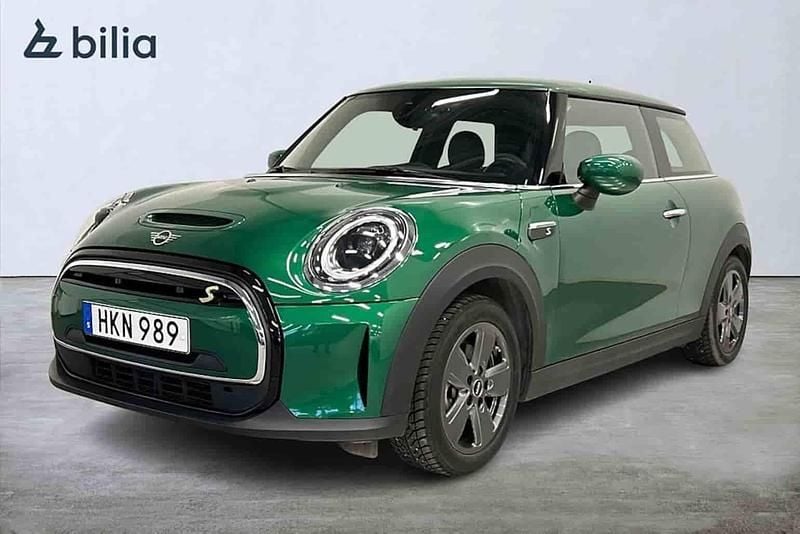 Begagnad Mini Cooper SE 135 kW (184 HK) 2022 Grön Halvkombi