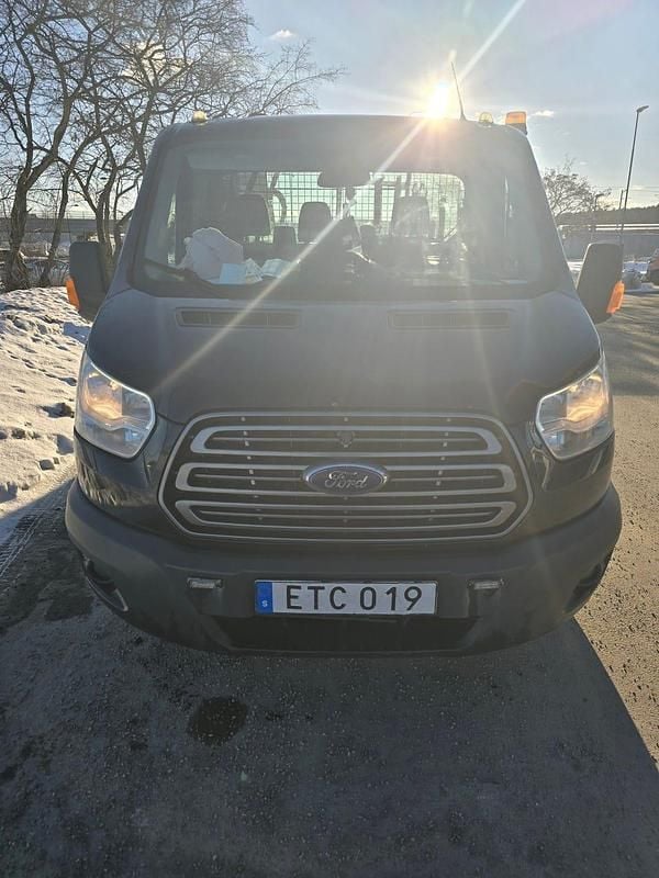 Begagnad Ford Transit 155 HK (114 kW) 2015