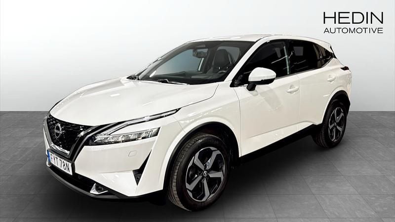 Vit Begagnad 2022 Nissan Qashqai Tekna SUV | 269 900 kr (Marknadspris) - Bild 1/4