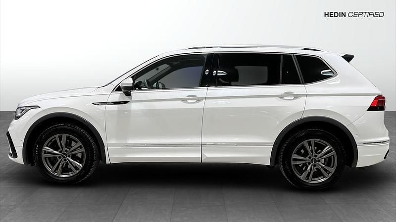 Begagnad VW Tiguan Allspace R-line 200 HK (147 kW) 2022 Vit SUV