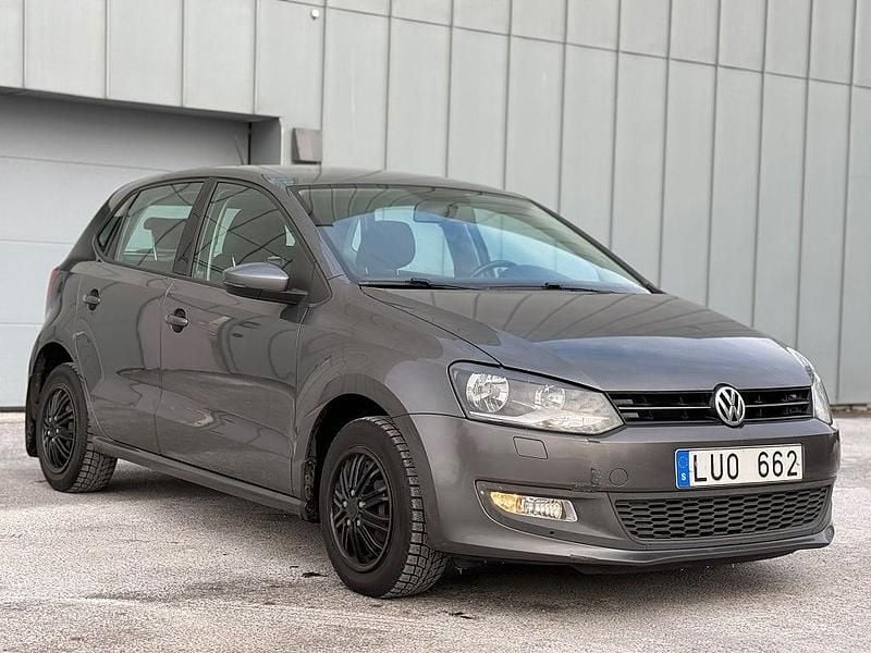 Begagnad VW Polo 86 HK (63 kW) 2011 Grå Halvkombi