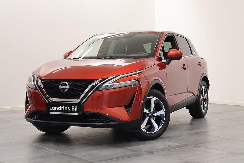 Röd Begagnad 2022 Nissan Qashqai N-Connecta SUV | 268 700 kr (Marknadspris) - Bild 1/4