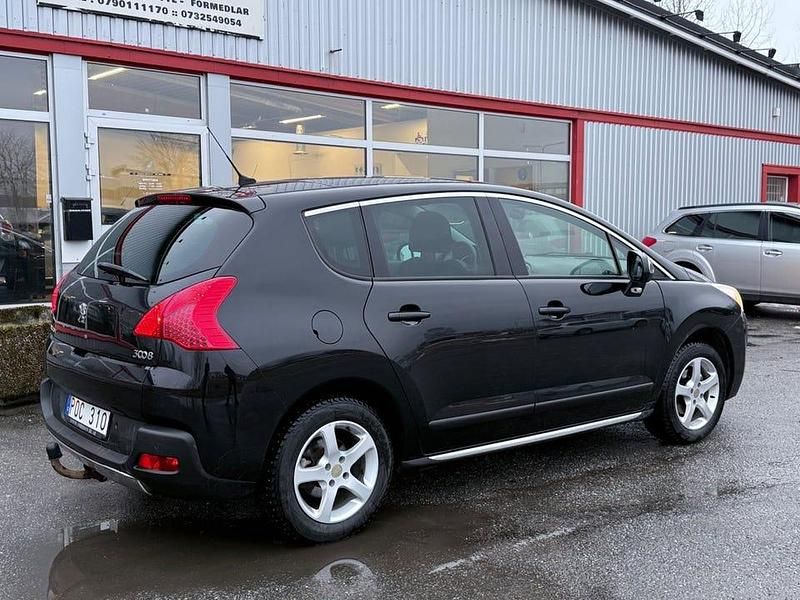 Begagnad Peugeot 3008 109 HK (80 kW) 2011 Svart Kombi