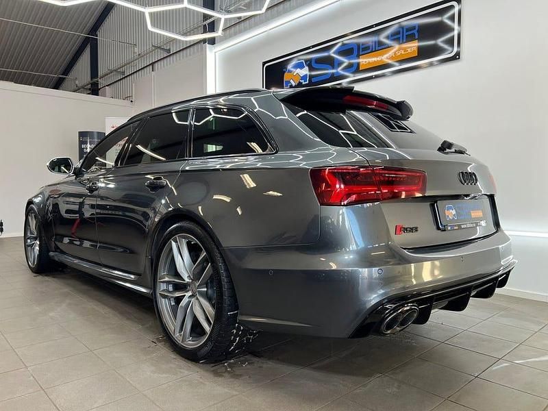 Begagnad Audi RS6 560 HK (411 kW) 2015 Grå Kombi