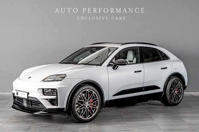 Begagnad 2025 Porsche Macan Turbo SUV | 1 299 900 kr - Bild 1/4