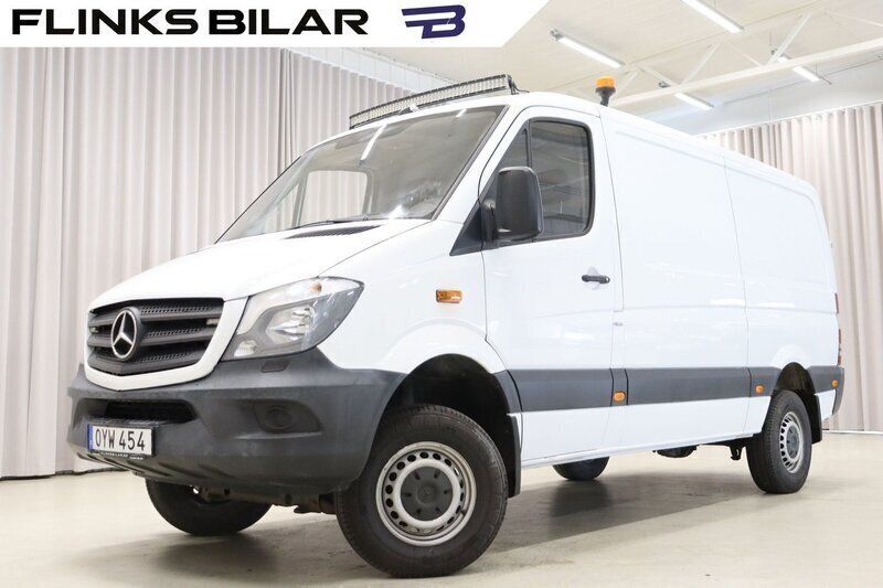 Vit Begagnad 2016 Mercedes Sprinter Van | 299 900 kr (Superpris) - Bild 1/4