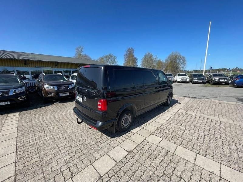 Begagnad VW T6 102 HK (75 kW) 2017 Svart Van