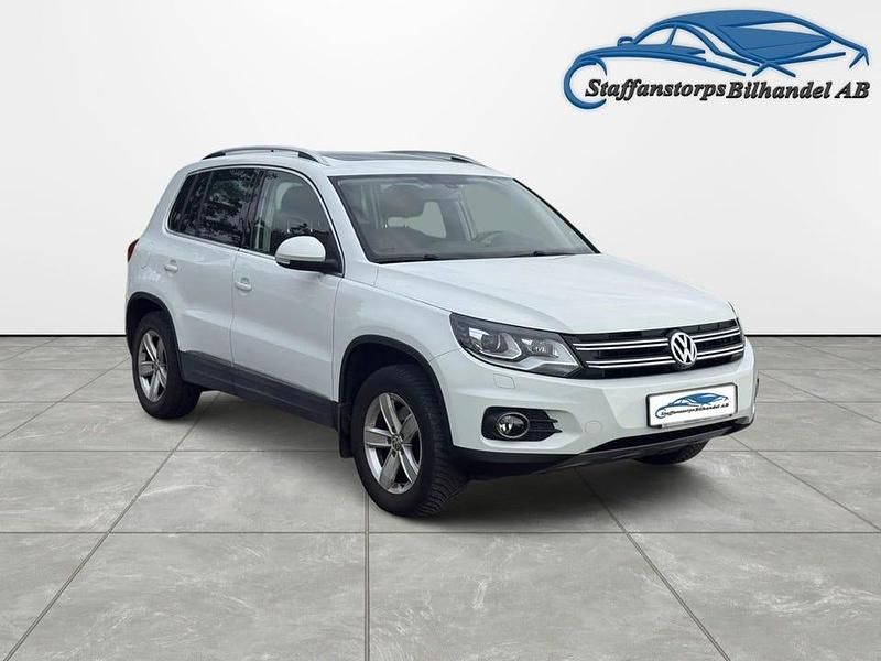 Begagnad VW Tiguan Style 140 HK (102 kW) 2014 Vit SUV